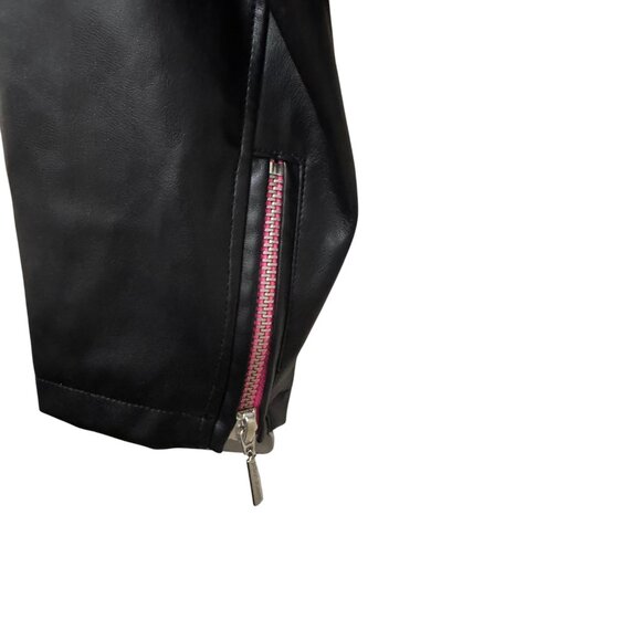 Womens Torrid X Betsey Johnson Faux Leather Black Crop Moto Jacket Size 4 4X 26 - Picture 7 of 9
